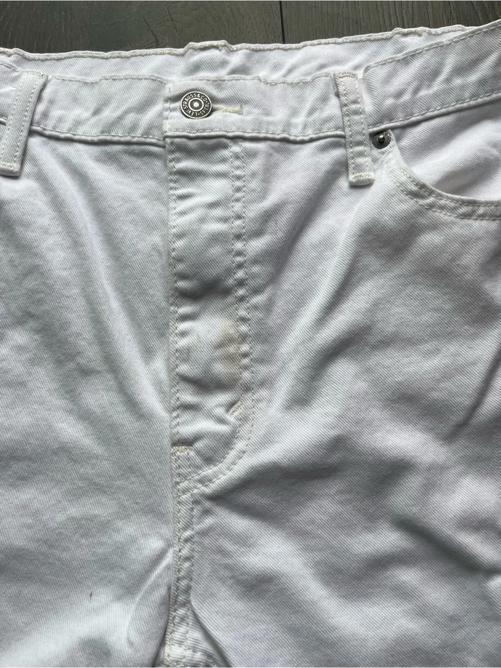Levi’s White Denim Shorts